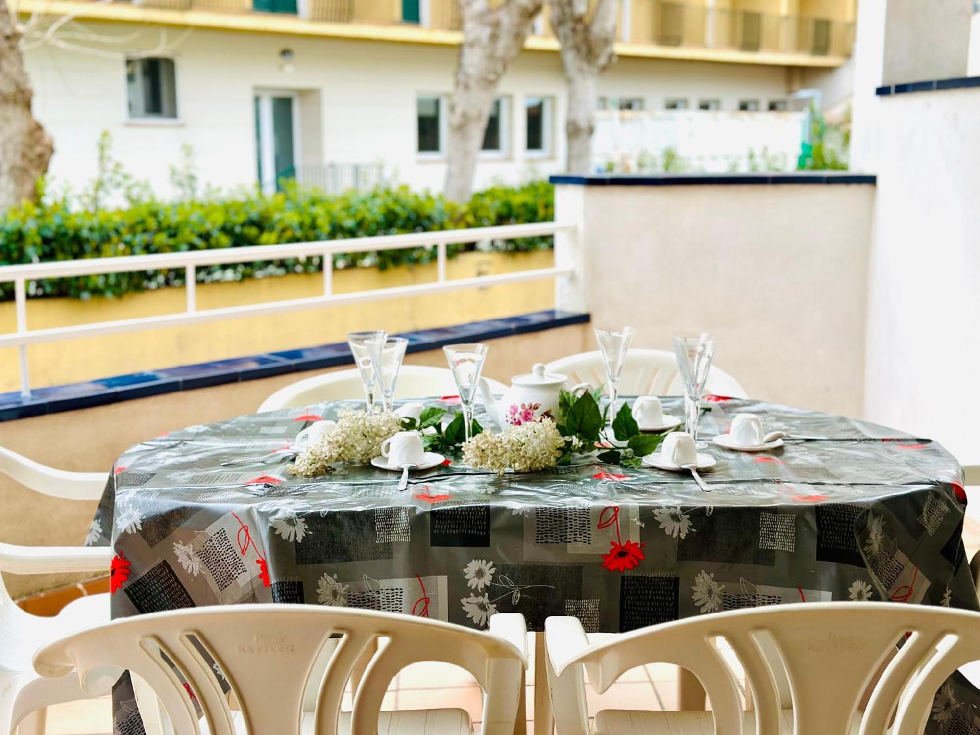 Global Immo 3278 Platja Apartman Roses Kültér fotó